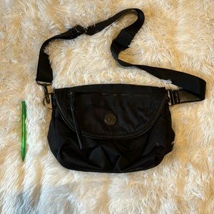 Lululemon purse